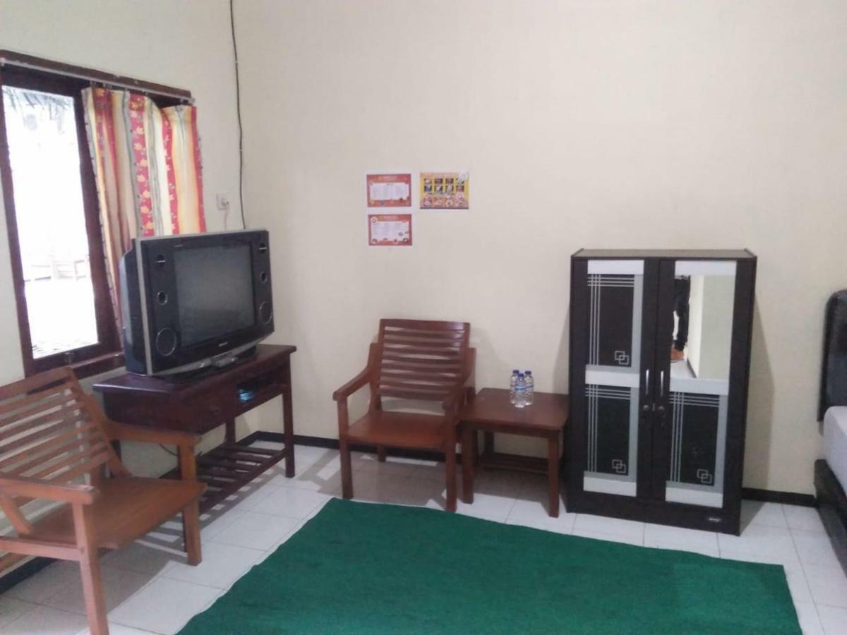 Penginapan Hotel Mangir Asri Giaoag Buitenkant foto